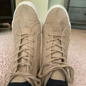 Tan H&M sneakers